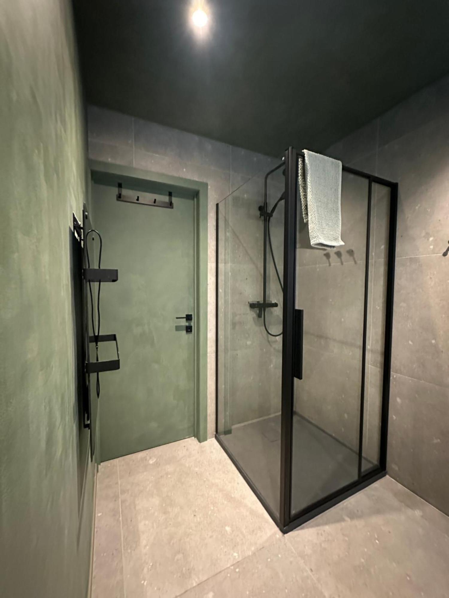 Studio By Aimee - 20M From The Beach & In City Centre! Ostende Exteriér fotografie